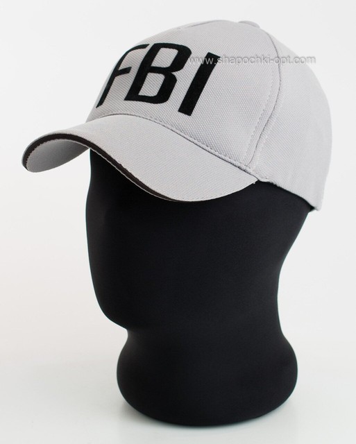 Серая бейсболка с черным кантом и эмблемой FBI, лакоста пятиклинка