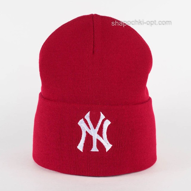 Стильна в'язана шапочка Нью-Йорк червона