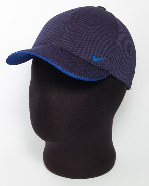 Чоловіча бейсболка темно-синя з подкозирьком кольору електрик і емблемою "Nike" лакоста шестиклинка