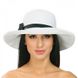 Жіночий модельований білий капелюх з чорною квіткою D 001-02.01