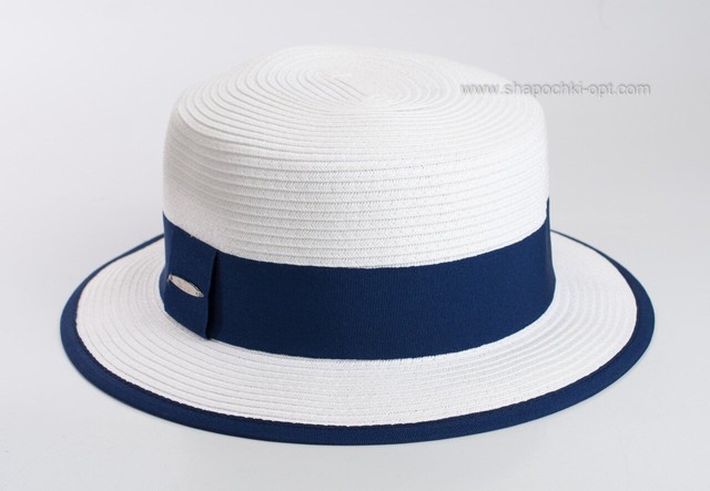 Шляпа канотье из натуральных материалов белая с синей лентой D 142-02.05