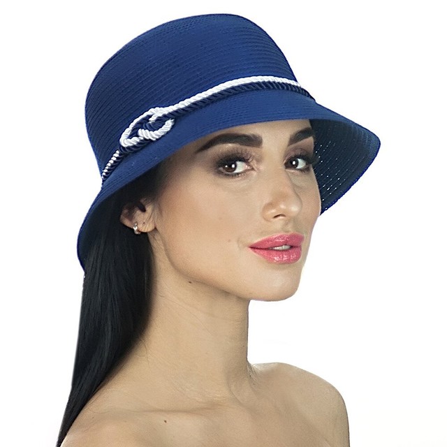 Темно-синій капелюшок з двоколірним канатом D 147-05