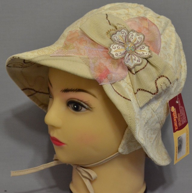 Осенняя шапочка с полями для маленькой девочки "Эвелина" молочный