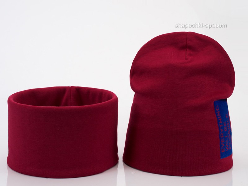 Демисезонный комплект из шапочки и хомута бордового цвета
