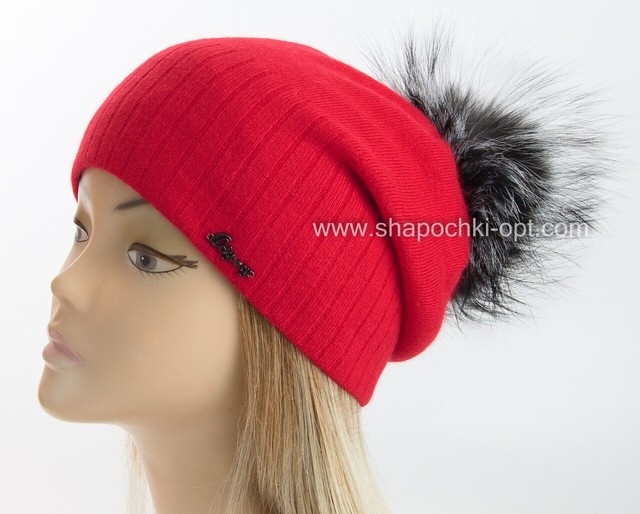Утепленная шапка с помпоном из чернобурки Жанна красная