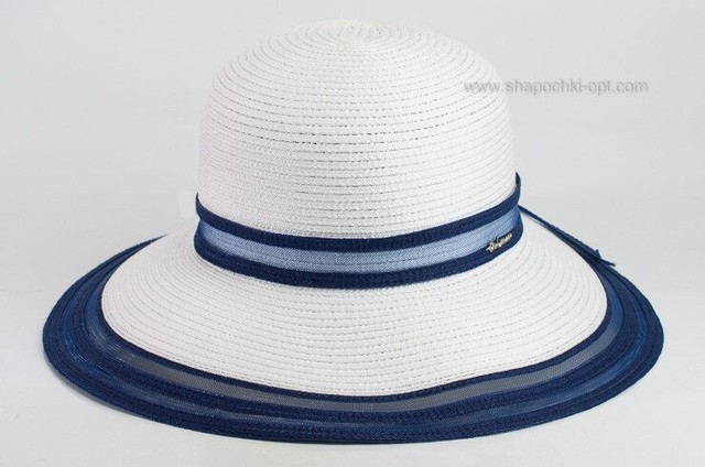 Изысканная белая шляпа с синей отделкой D 043А-02.05