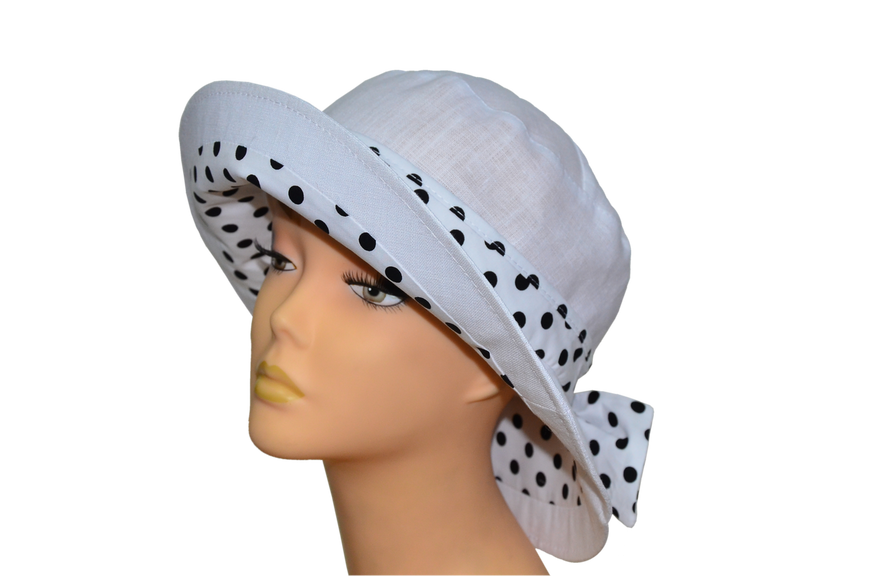 Літній жіночий капелюх "Маленька галявина" білий + чорний горох 2004-278