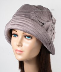 Женская шапка из искусственной замши Венеция бежевая