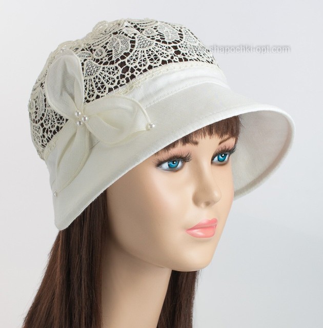 Шляпа клош Аліса з ажурним верхом і квіткою біла арт.342