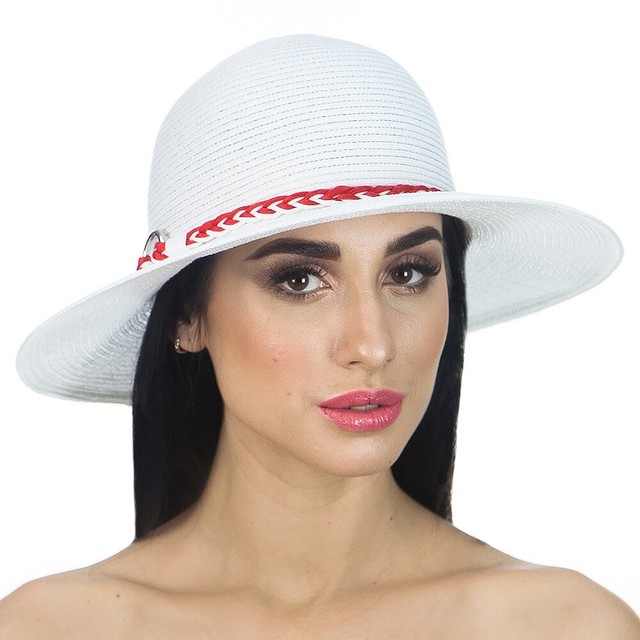 Шляпа белая с красно-белой лентой D 151-02.13