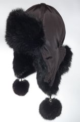 Женская шапка ушанка из меха кролика черного цвета.