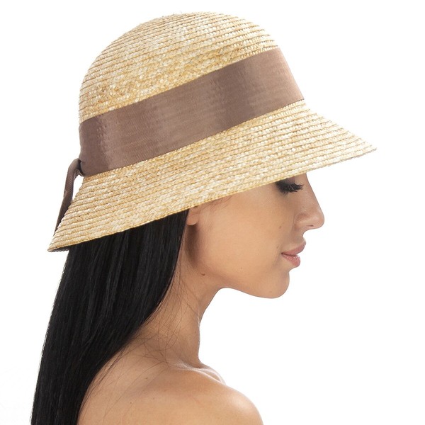 Симпатичний солом'яний капелюшок з коричневою стрічкою D 186-43.31