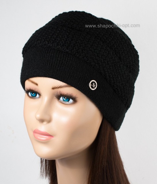 Чорна жіноча шапка Айстра-2