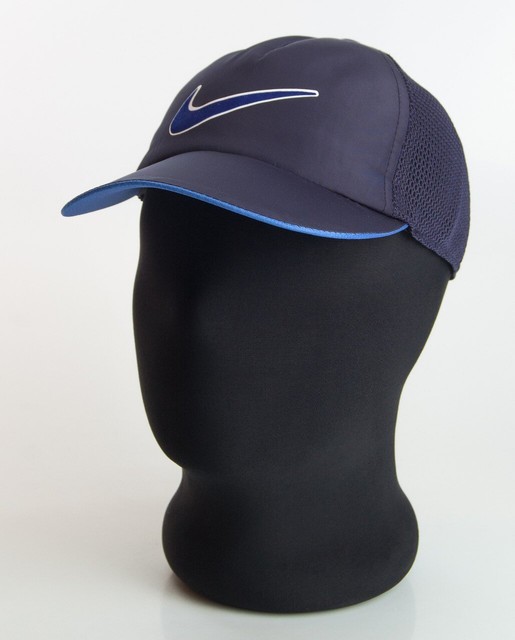 Темно-синя бейсболка з синім підкозирком Nike плащівка з сіткою