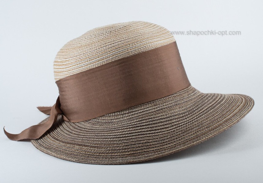 Асиметрична шляпа зі стрічкою бежево-коричнева D 170-02.32