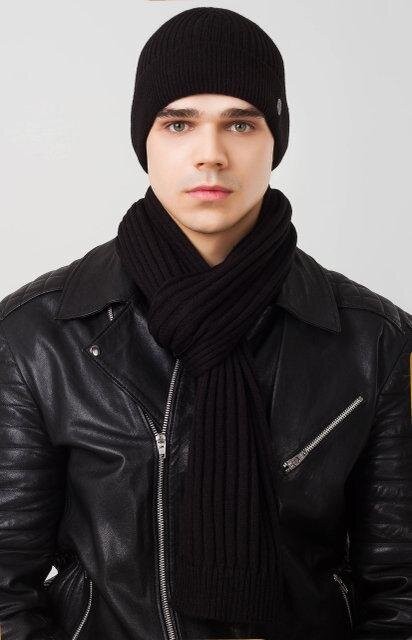 Комплект з шапки і шарфа Charlie чорного кольору